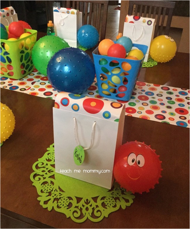 2 Year Old Birthday Decoration Ideas Ball Themed Party For A 2 Year Old Teach Me Mommy