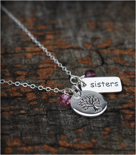 tips and ideas in getting the best gifts for sisters