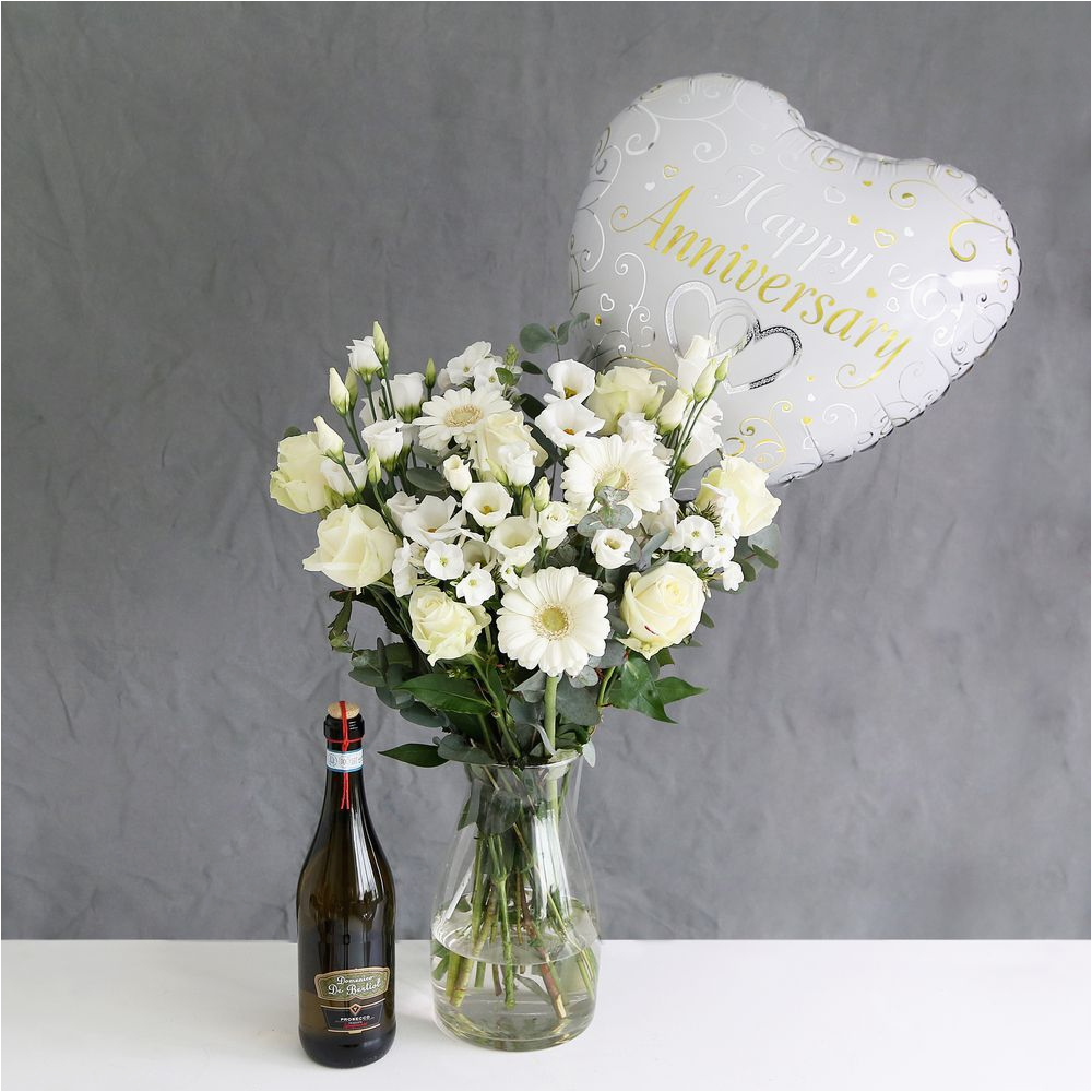 happy anniversary gift set flowers flipsphere