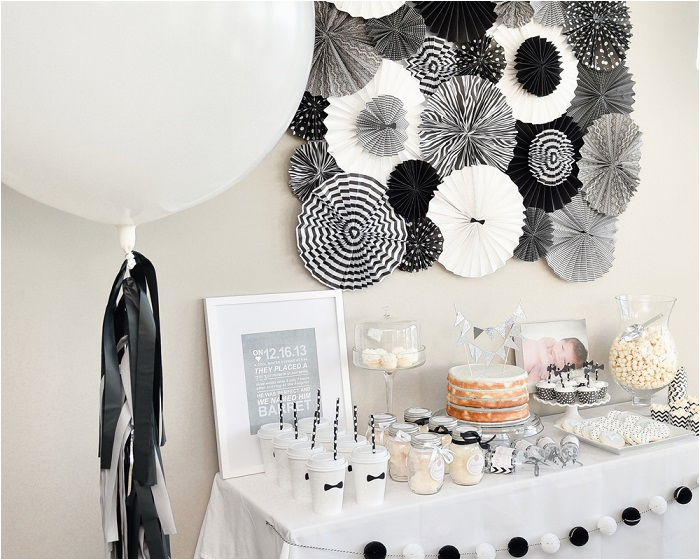 black and white party decorations
