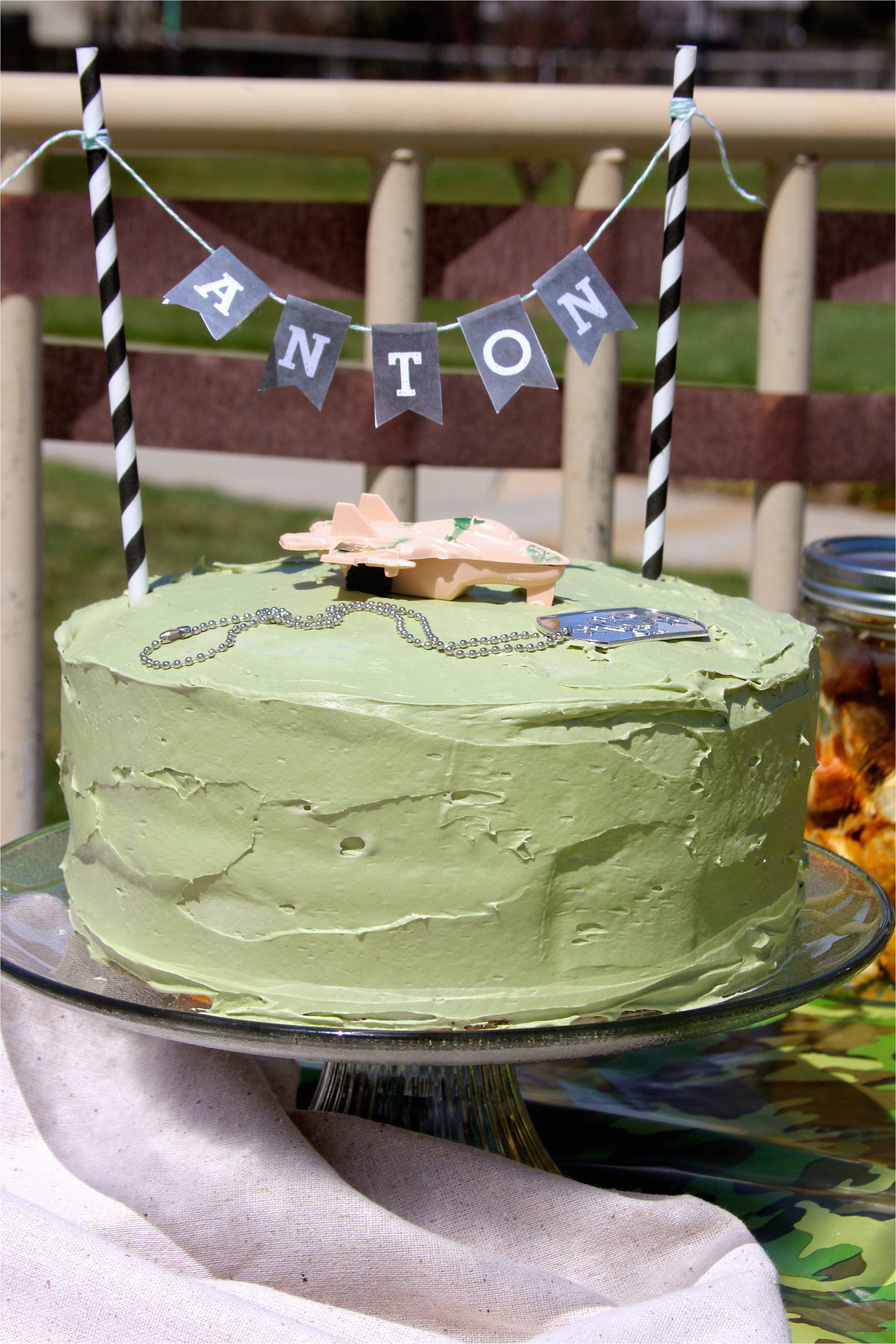 making a camouflage birthday cake tutorial