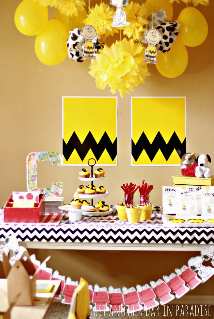 snoopy baby shower decoration ideas