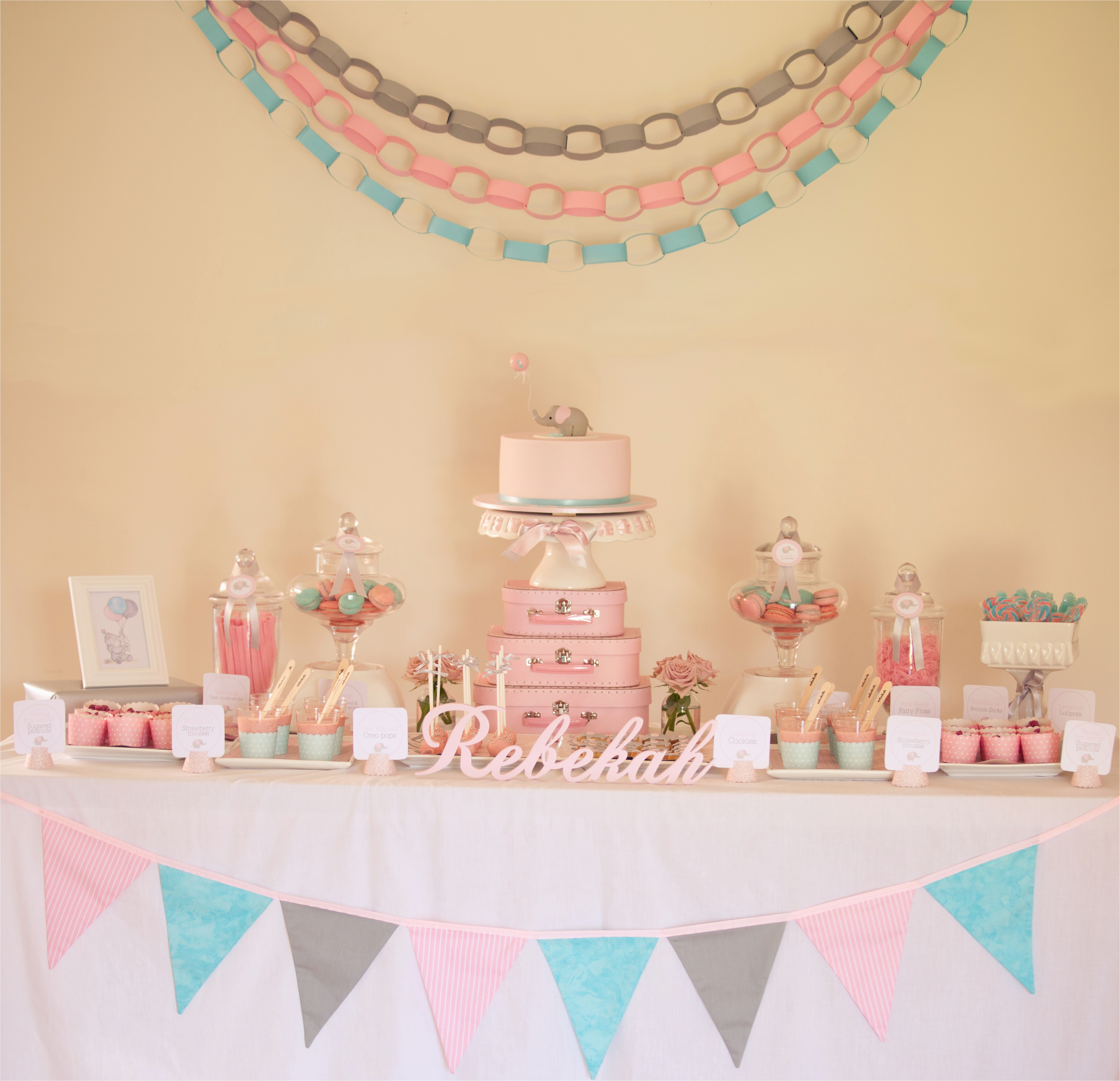 pink decoration idea for christening baby girl party