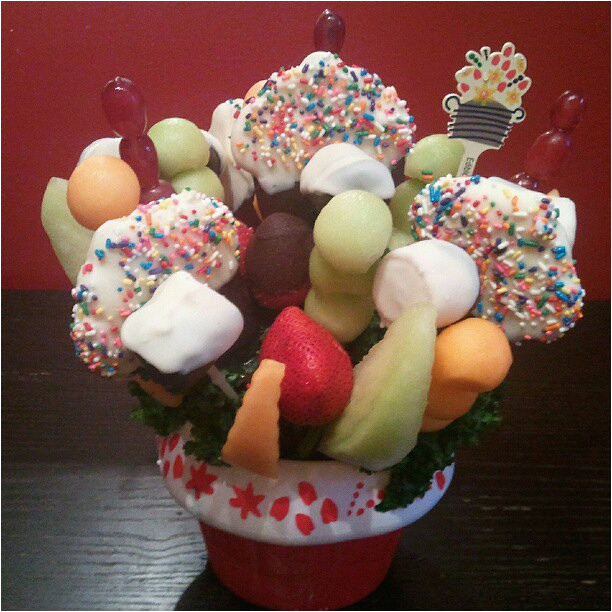 edible arrangements as an early birthday gift from matt