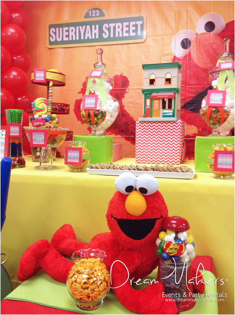 Elmo 1st Birthday Decorations | BirthdayBuzz