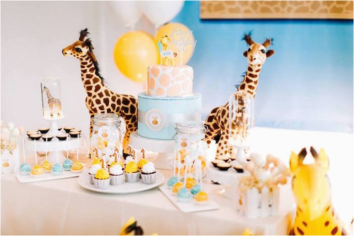 little giraffe birthday party