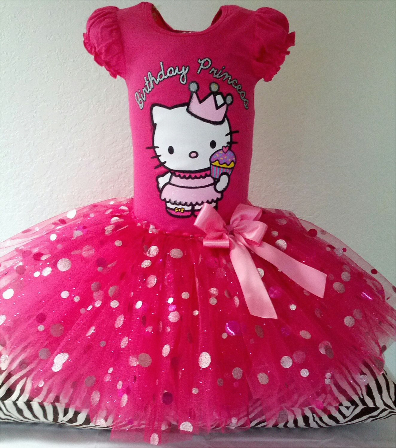 beautiful hello kitty tutu dress size 2t3t by