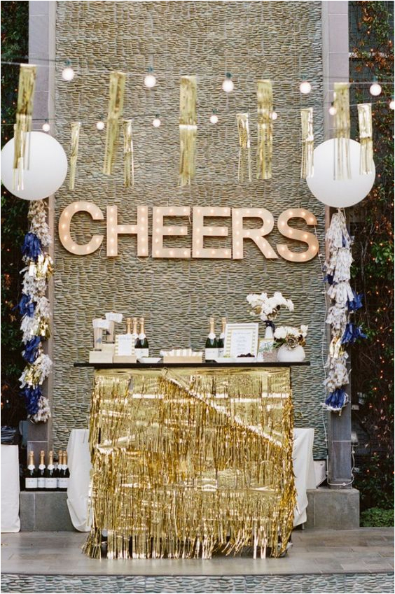 gold glitter party ideas