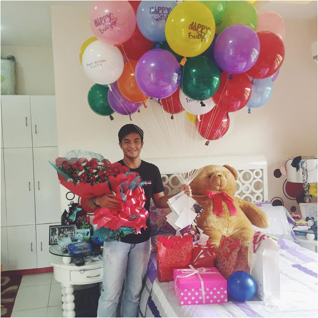 girlfriend gets the sweetest birthday surprise ever