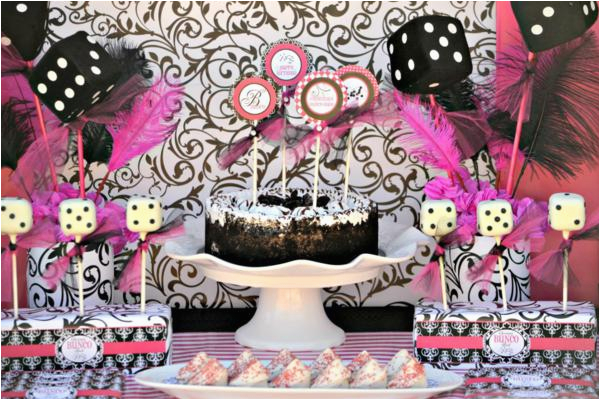 teen girl bunco themed birthday party