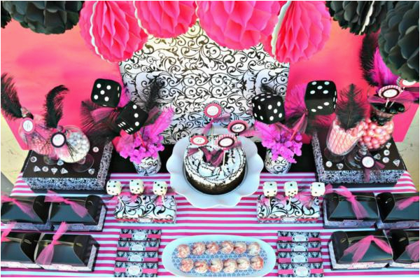 teen girl bunco themed birthday party