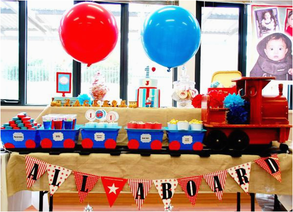 train themed birthday party