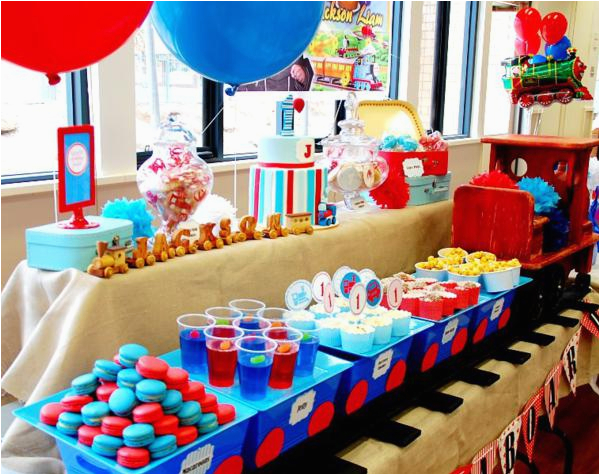 train themed birthday party