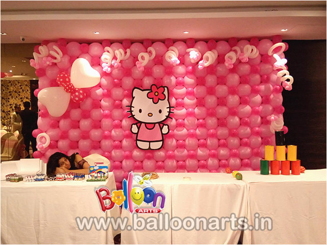 1st birthday girl balloon decoration