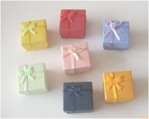 creative packaging for birthday gifts