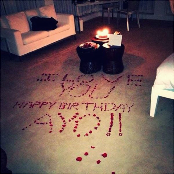 love on planet wizkid check out his girlfriend tania omotayos romantic birthday gesture