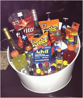 21st birthday survival kit i am not opposed if someone wants to make me one of these when i turn 21 just saying