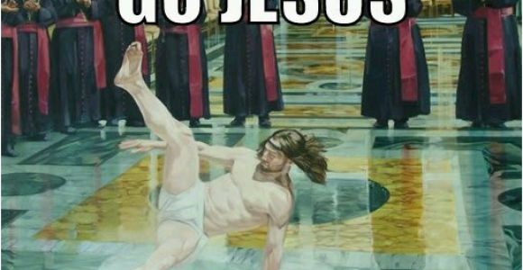 Funny Jesus Birthday Meme Funny Pictures December 26 2014