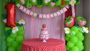 Strawberry Shortcake Birthday Decorations Partylicious events Pr Vintage Strawberry Shortcake